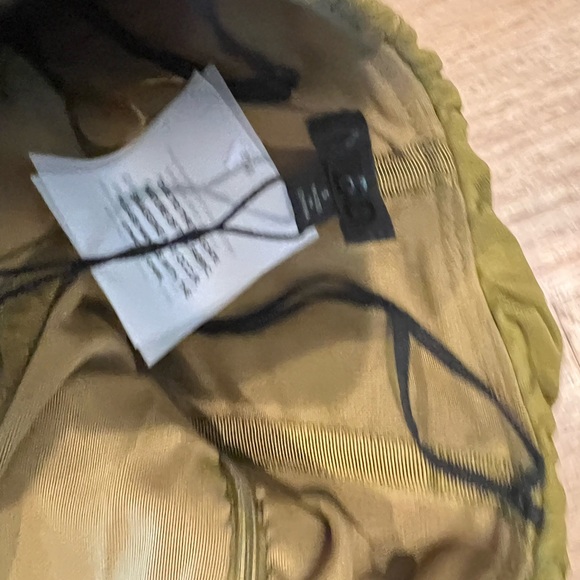 NBD Beeba Set - Bustier Top & Skirt in Olive Green - Picture 7 of 7